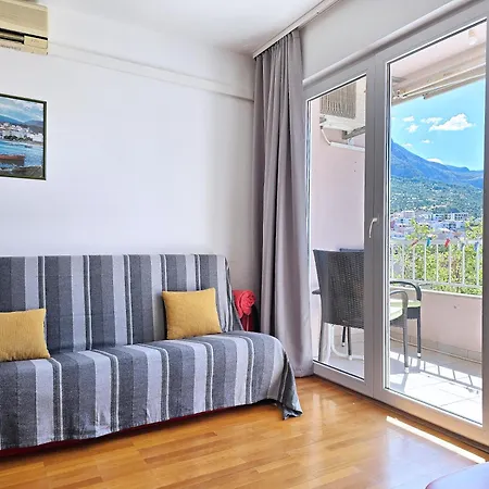 아파트 Central Beach Apartment 마카르스카