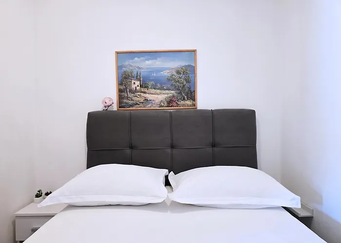 Apartament Central Beach Apartment