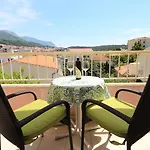 Central Beach Apartment