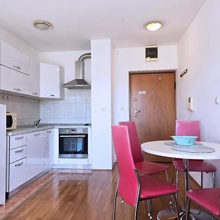 アパート Central Beach Apartment