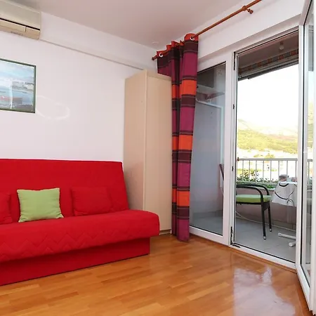 Apartment Central Beach Apartment Makarska